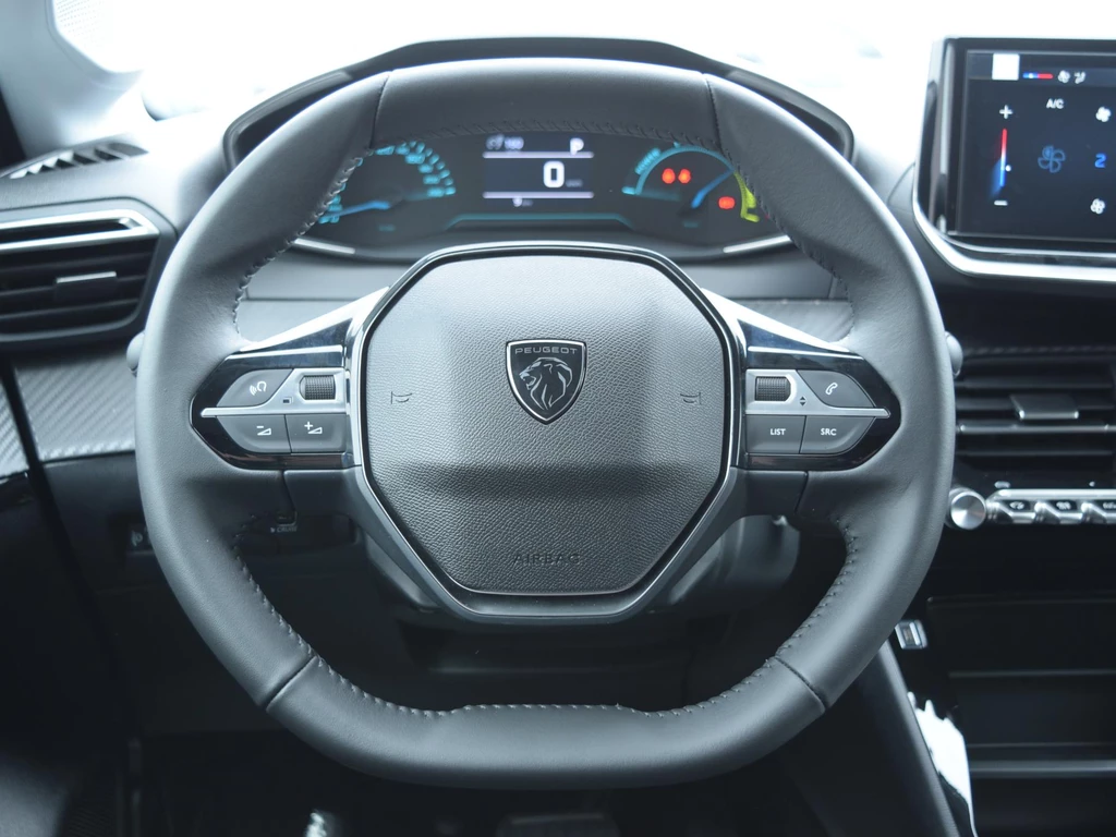 Peugeot 208 – foto 8