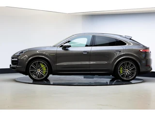 Porsche Cayenne – thumbnail 2