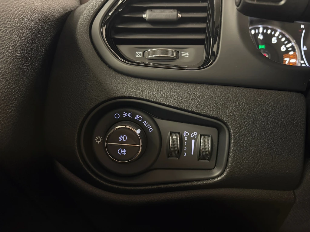Jeep Renegade – foto 18