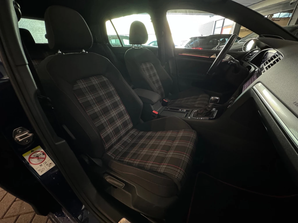 Volkswagen Golf – foto 37