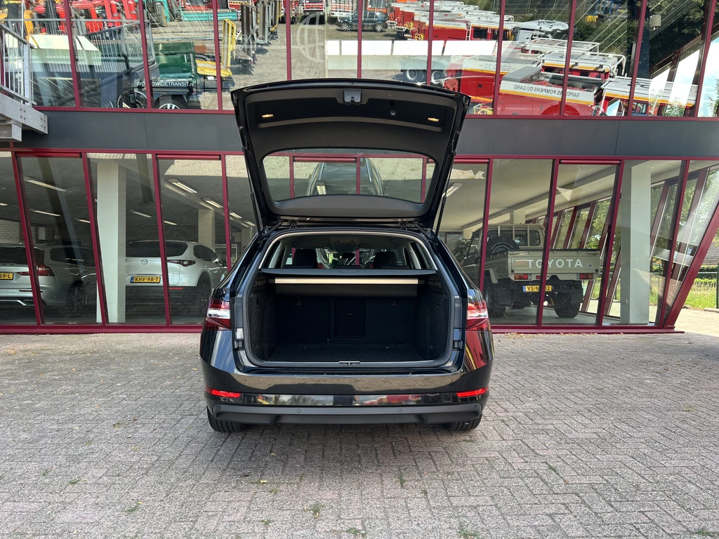Škoda Superb – foto 39