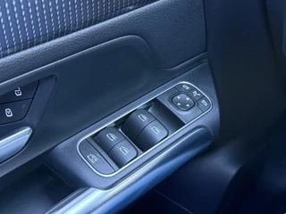 Mercedes-Benz GLA – thumbnail 14