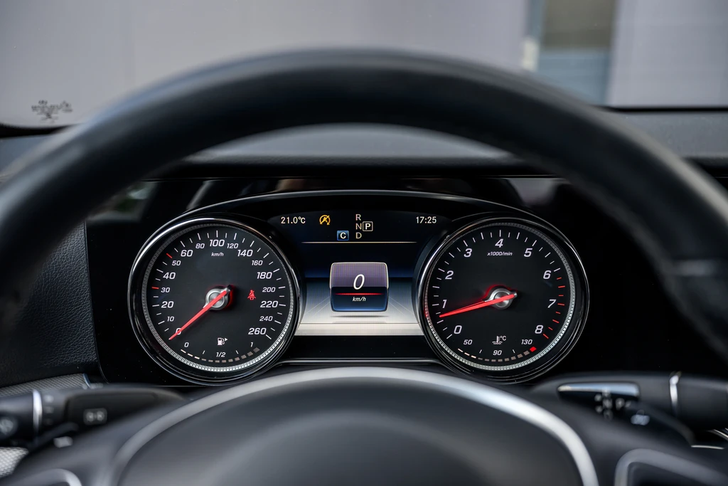 Mercedes-Benz E-Klasse – foto 31