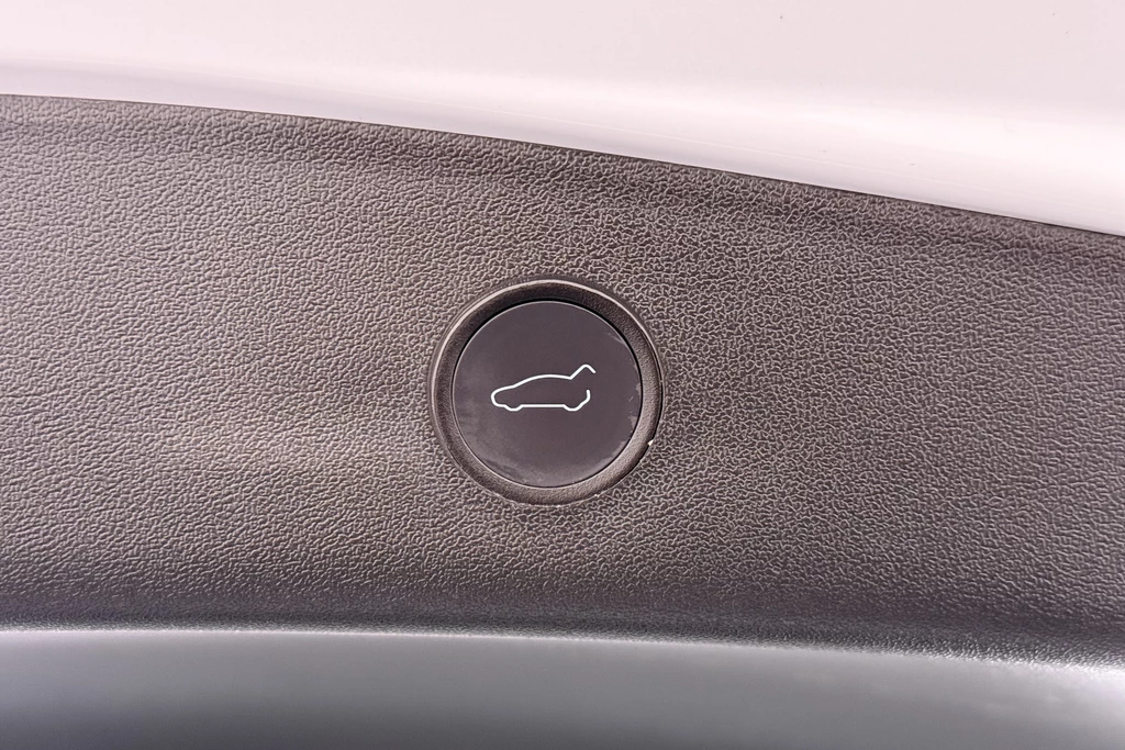 Tesla Model 3 – foto 15