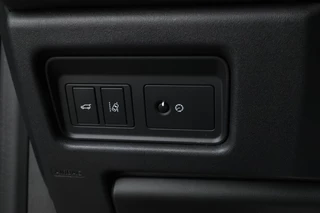Land Rover Discovery Sport – thumbnail 14