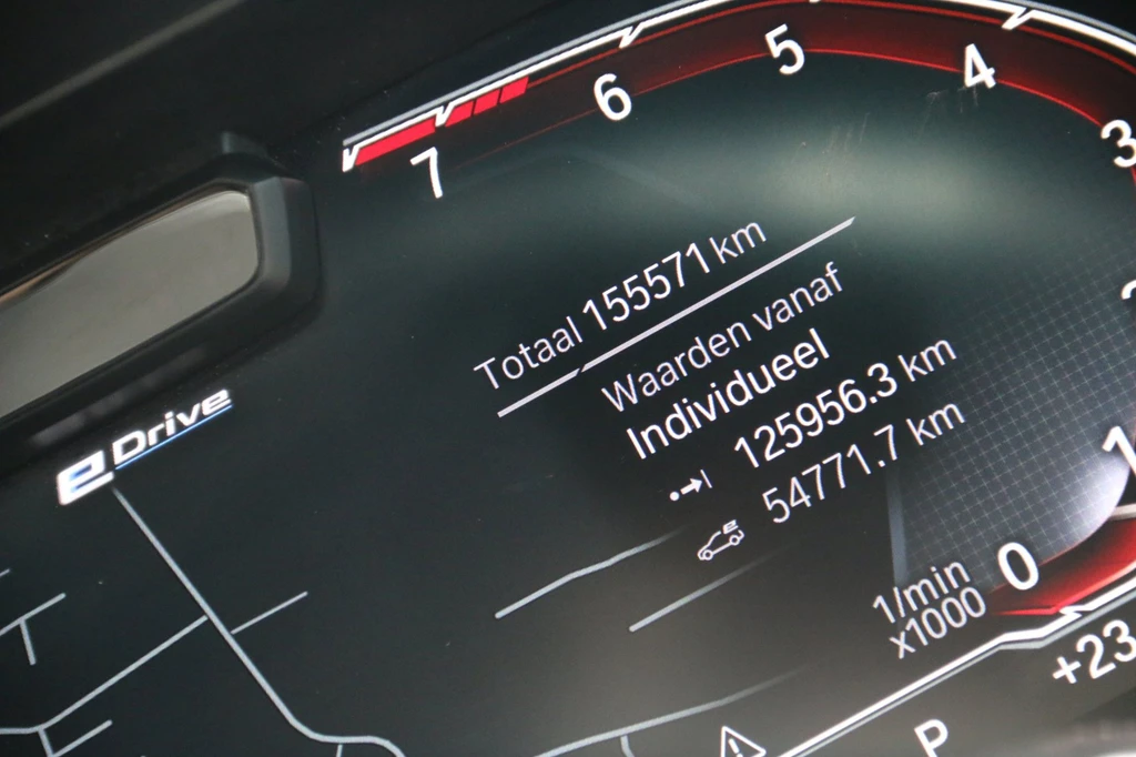 BMW X5 – foto 28