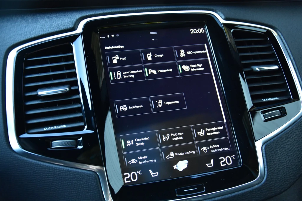 Volvo XC90 – foto 18