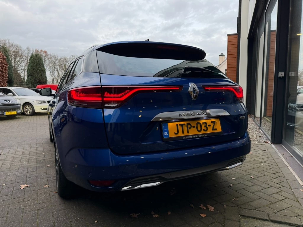Renault Megane E-Tech – foto 5