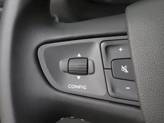 Opel Vivaro-e – thumbnail 22