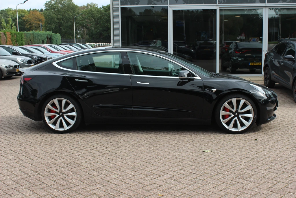 Tesla Model 3 – foto 5