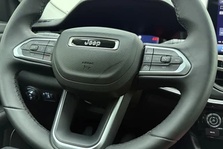 Jeep Compass – thumbnail 23