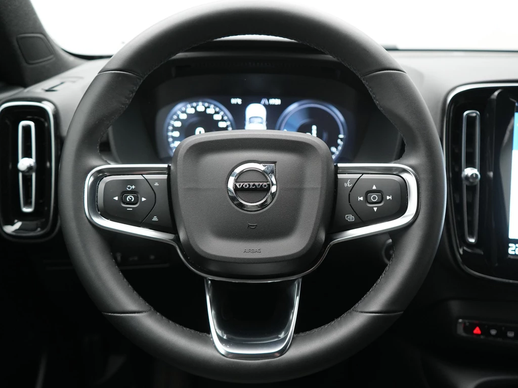 Volvo XC40 – foto 25
