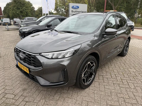 Ford Kuga 2.5 PHEV ST-Line | SCI | Wegklapbare trekhaak (elektrisch bedienbaar) | Driver Assistance Pack | Winter Pack | 19 inch lichtmetalen velgen in Absolute Black/Machined