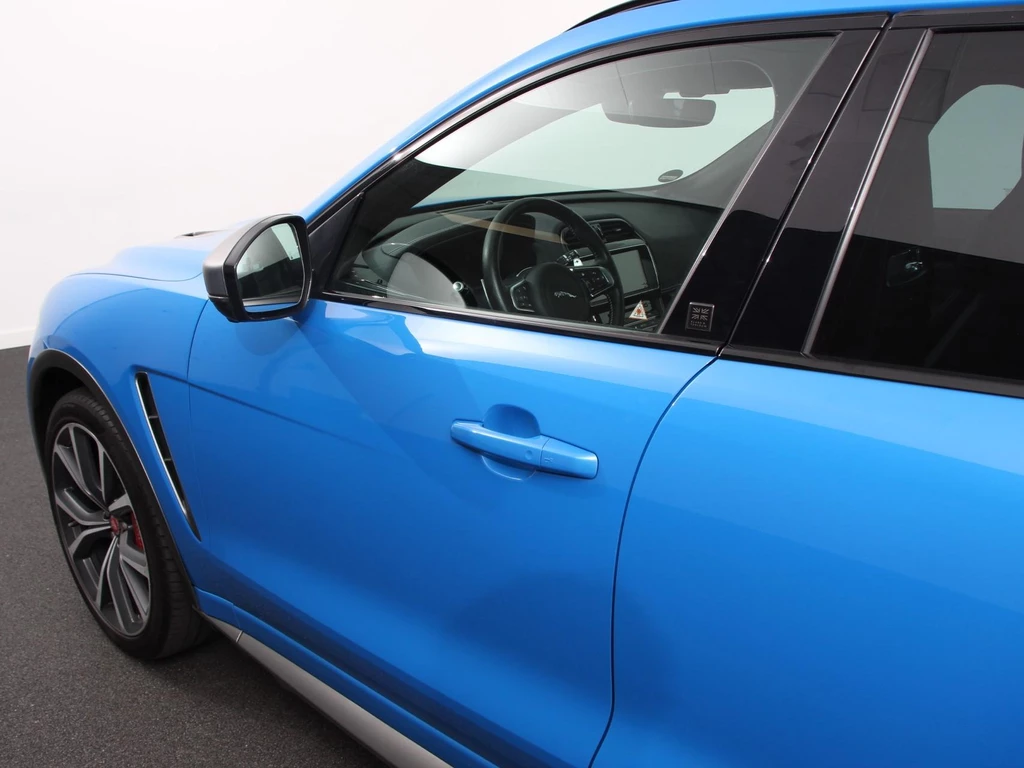 Jaguar F-PACE – foto 40