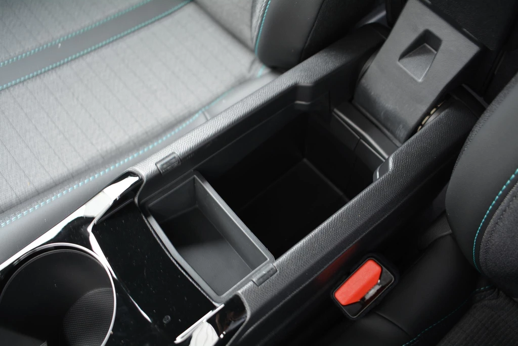 Peugeot e-2008 – foto 53