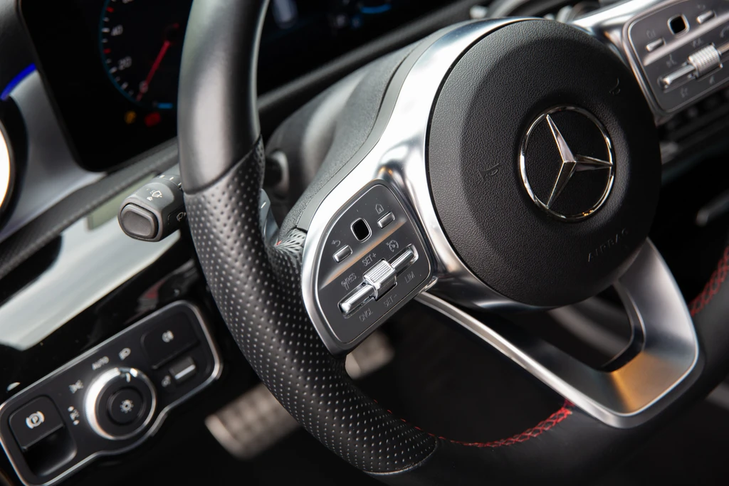 Mercedes-Benz CLA – foto 11