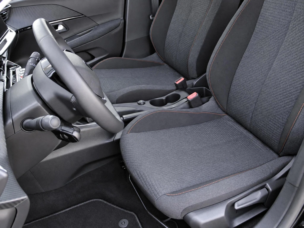Peugeot 208 – foto 14