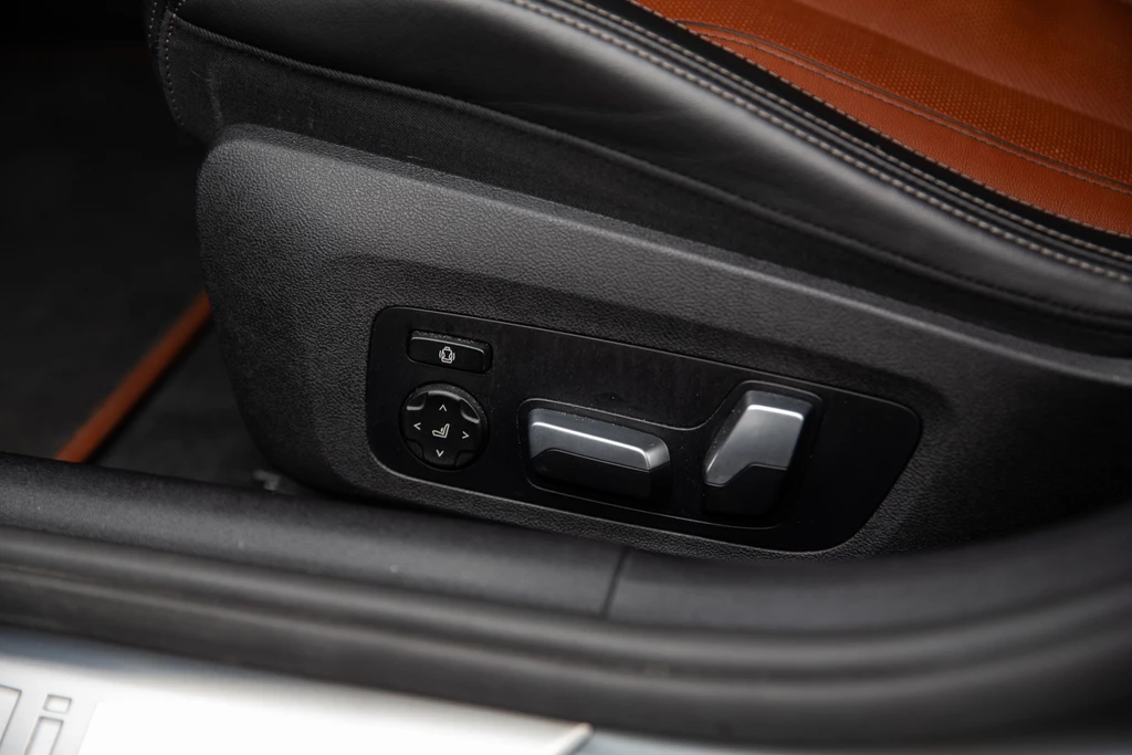 BMW 8 Serie – foto 37