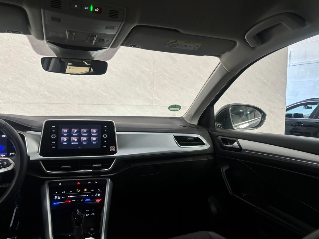 Volkswagen T-Roc – foto 12