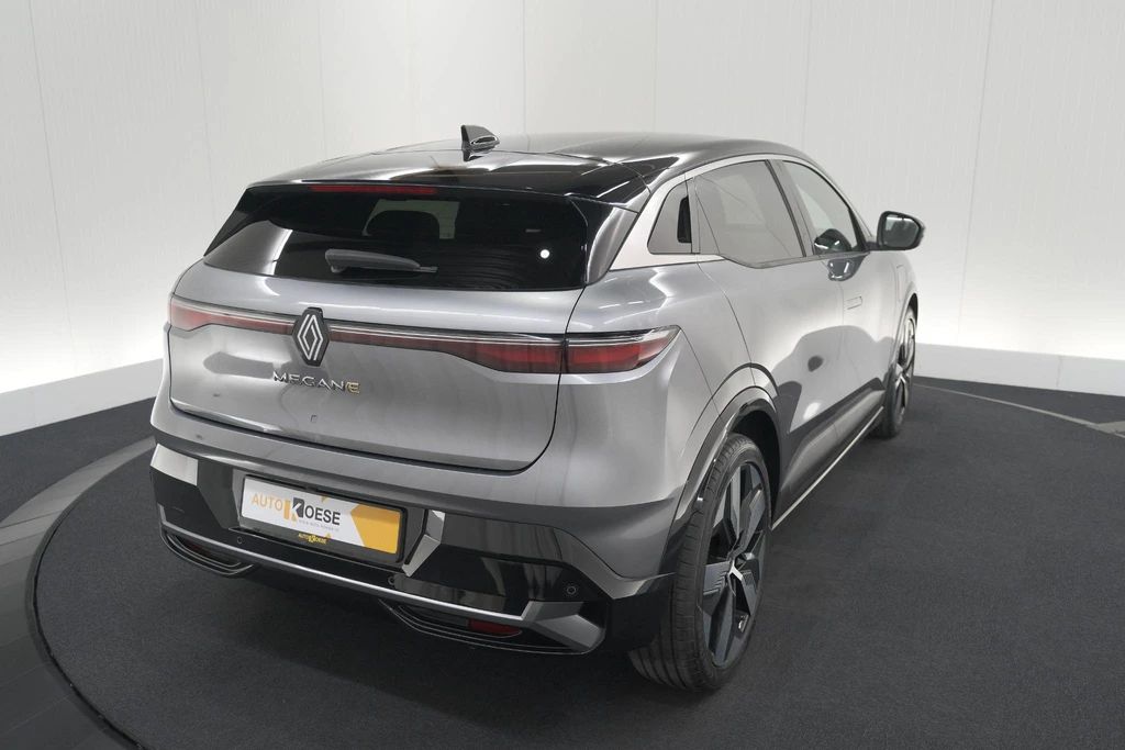 Renault Megane E-Tech – foto 11
