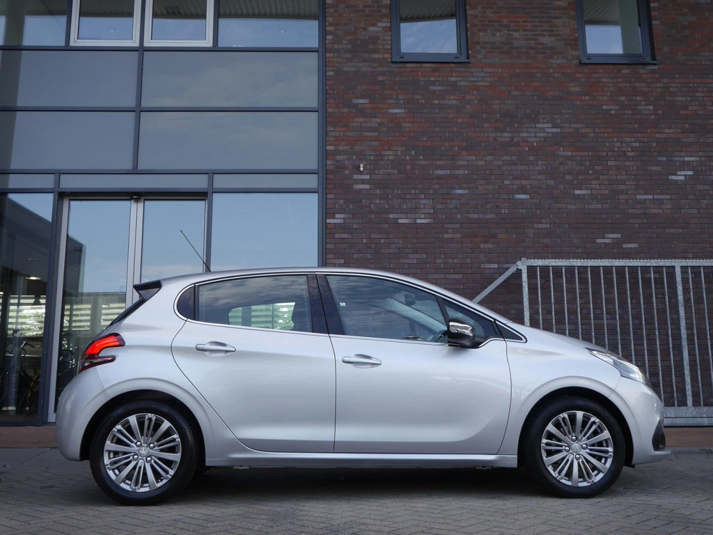 Peugeot 208 – foto 4