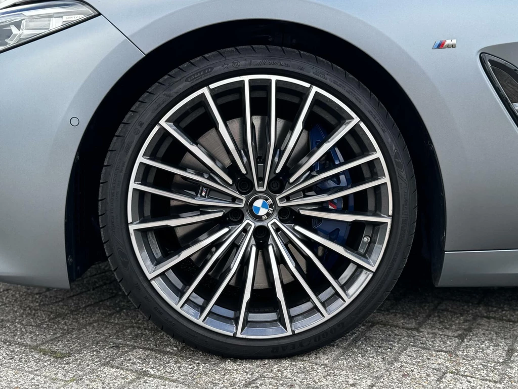 BMW 8 Serie – foto 31