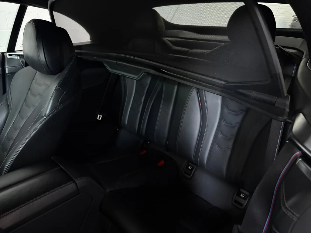 BMW 8 Serie – foto 19