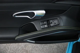 Porsche 911 – thumbnail 18