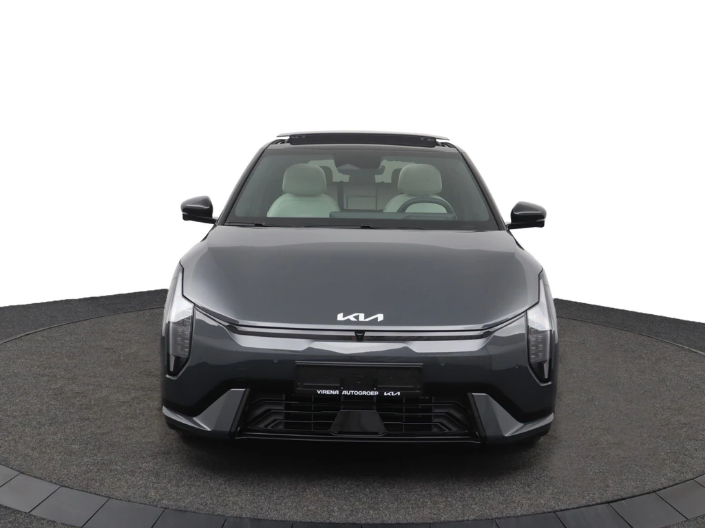 Kia EV4 – foto 13