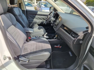 Mitsubishi Outlander – thumbnail 13