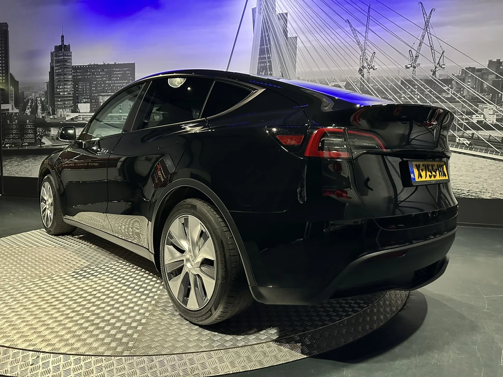 Tesla Model Y – foto 7