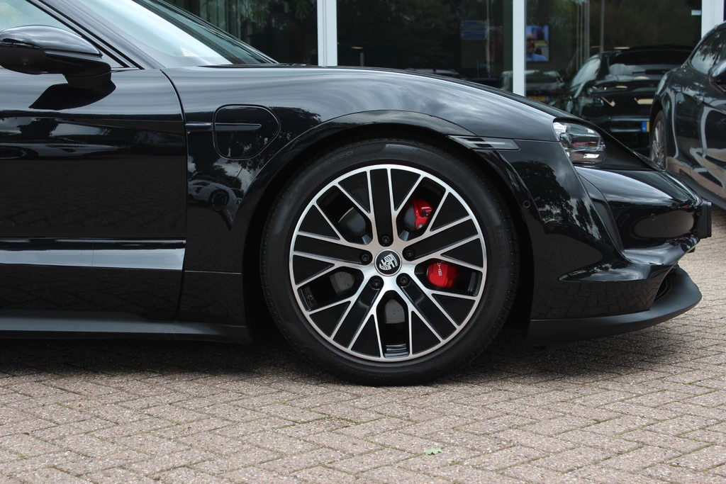 Porsche Taycan – foto 17