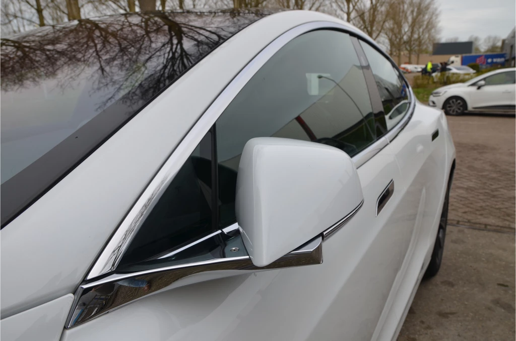 Tesla Model S – foto 30