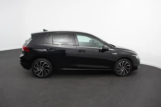 Volkswagen Golf – thumbnail 5