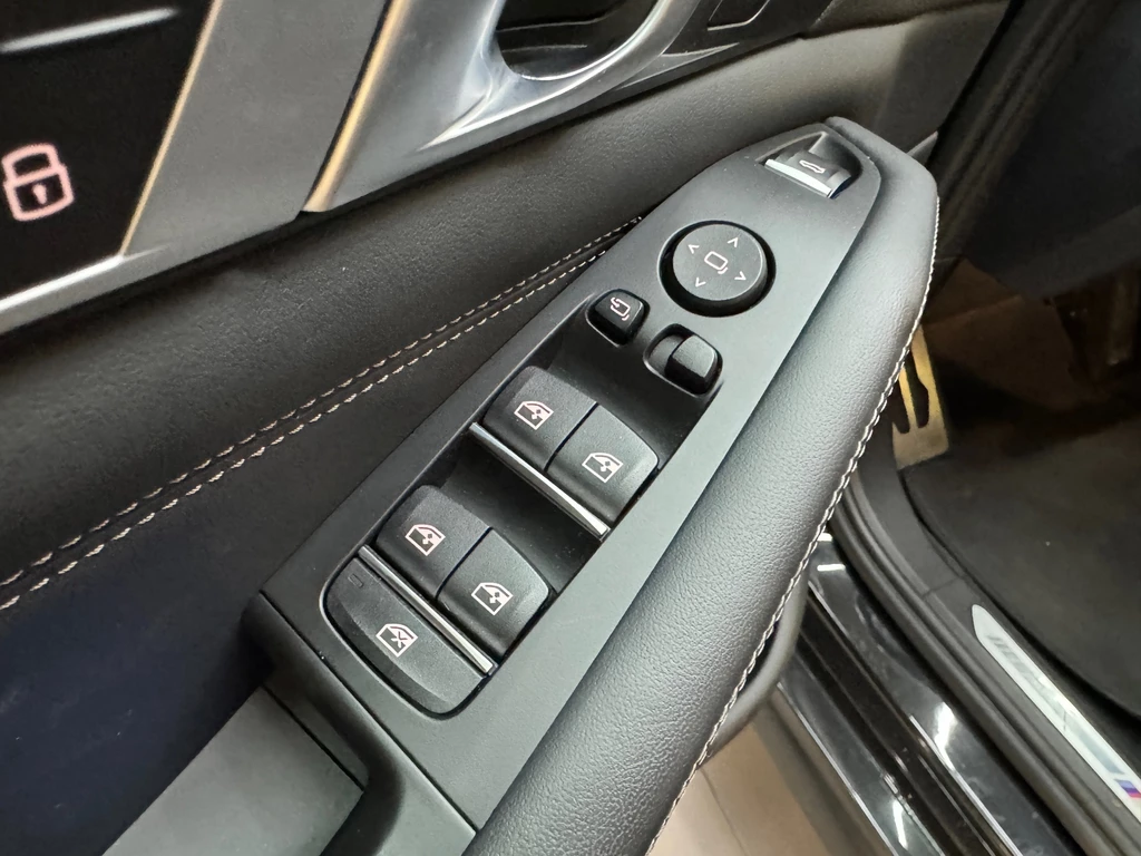 BMW X5 – foto 28