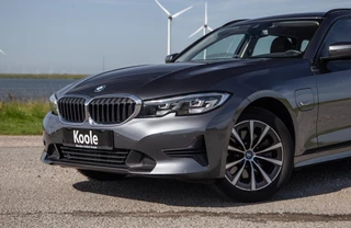 BMW 3 Serie – thumbnail 3