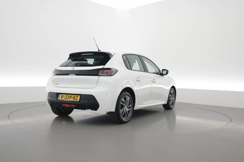 Peugeot 208 – foto 3
