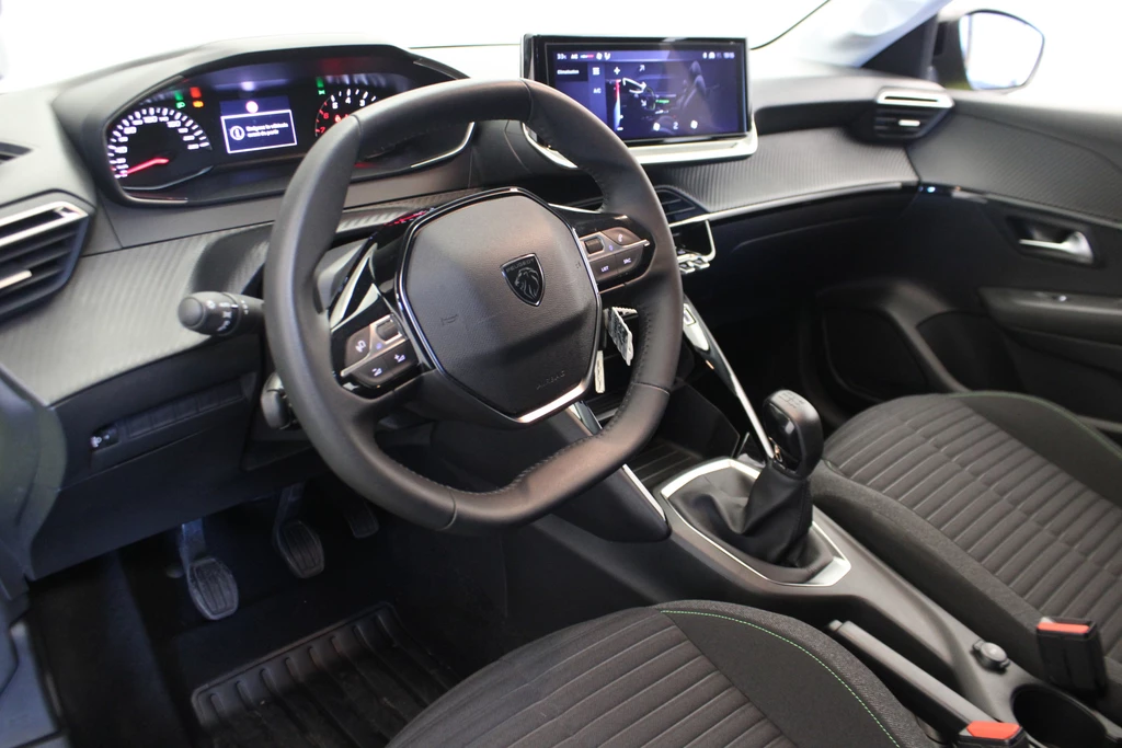 Peugeot 208 – foto 8