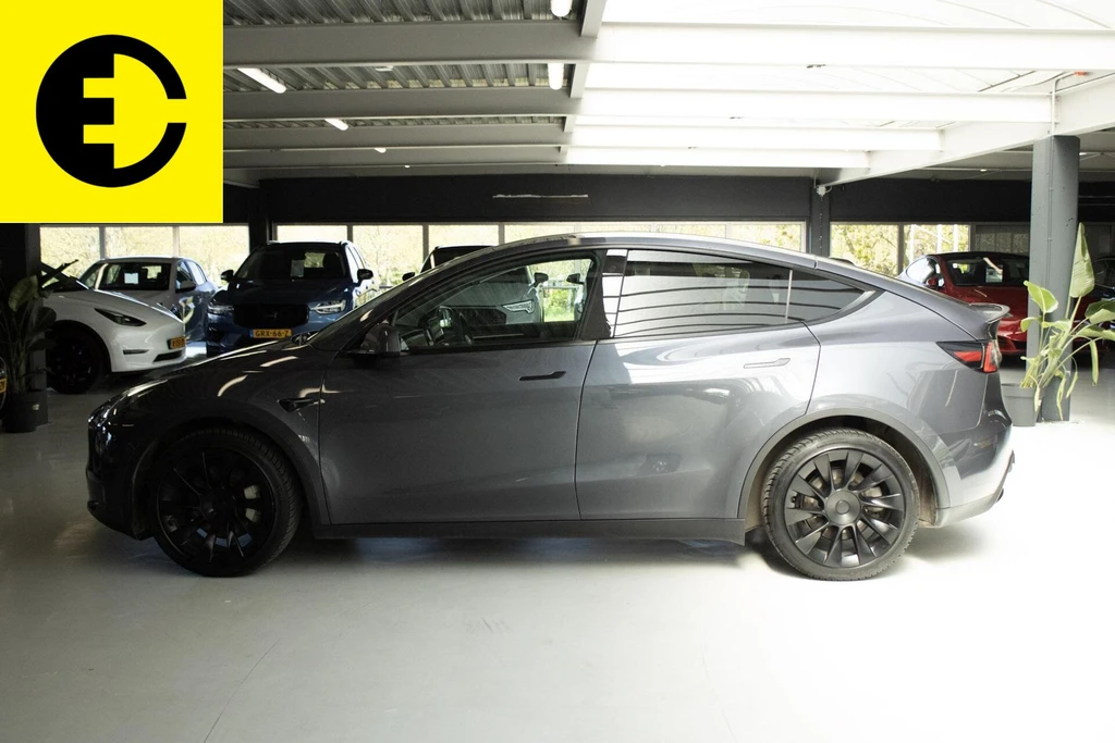 Tesla Model Y – foto 2