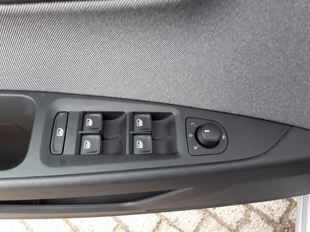 SEAT Leon – foto 20