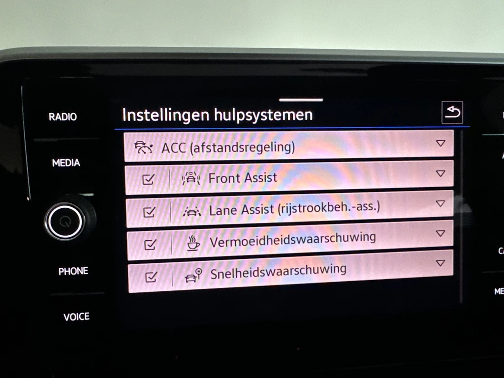Volkswagen T-Roc – foto 18