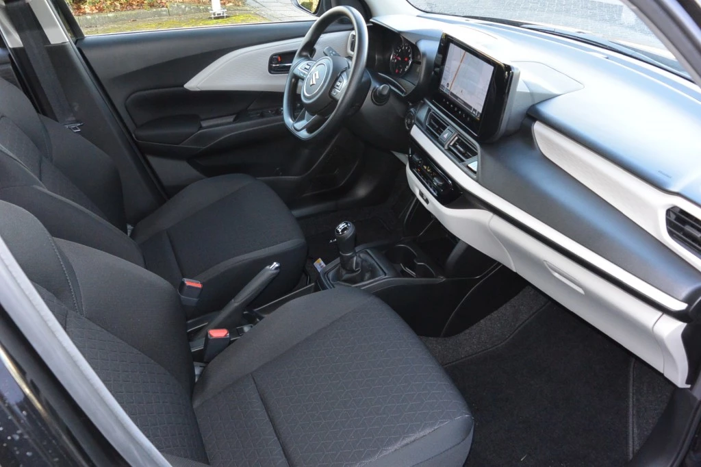 Suzuki Swift – foto 24