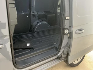 Ford Transit Connect – thumbnail 8