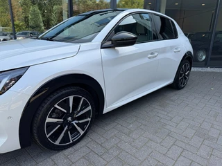 Peugeot 208 – thumbnail 4