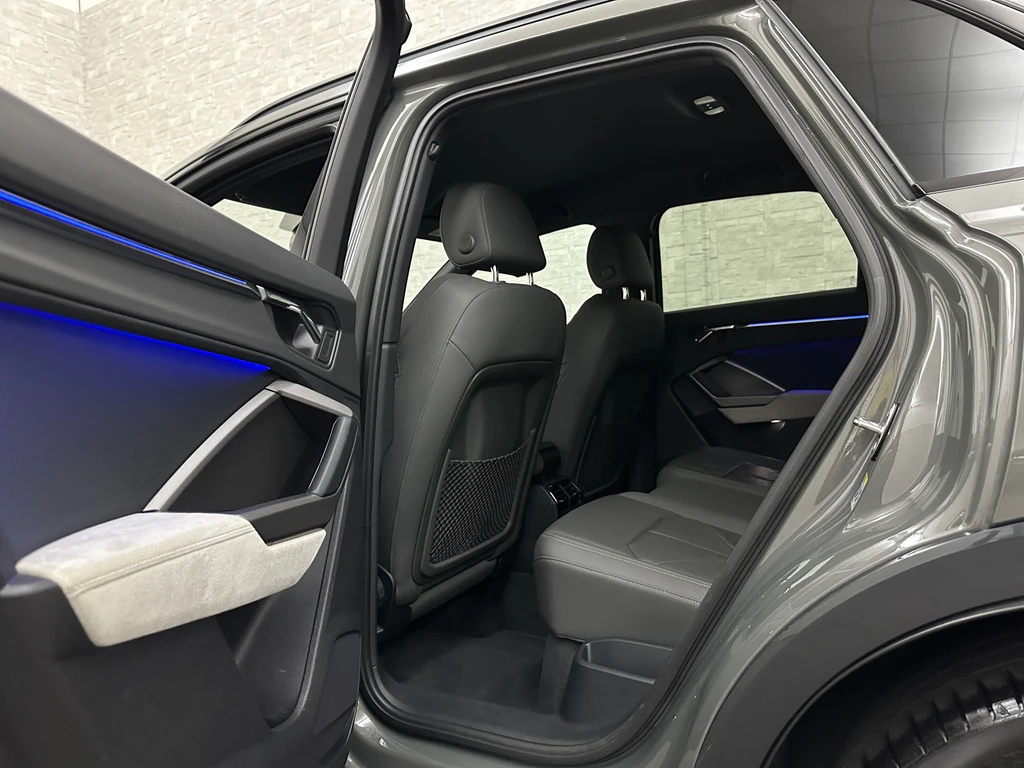 Audi Q3 – foto 11