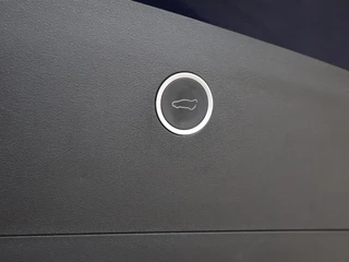 Tesla Model X – thumbnail 67