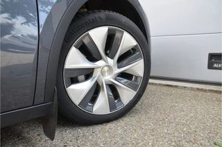 Tesla Model Y – thumbnail 10
