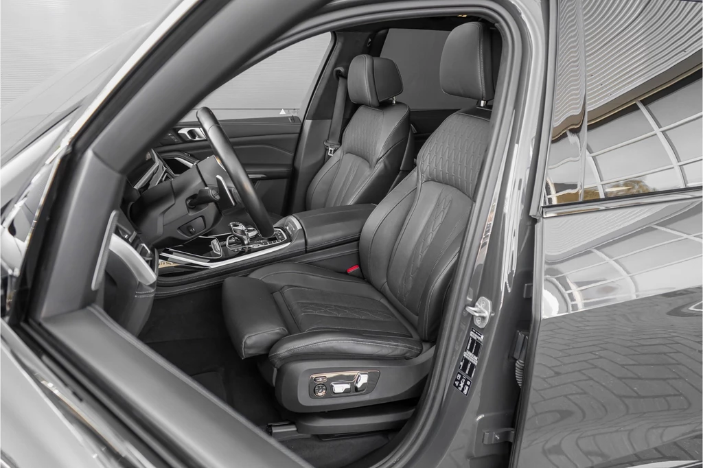 BMW X7 – foto 13