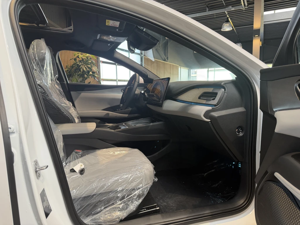 BYD SEAL – foto 42