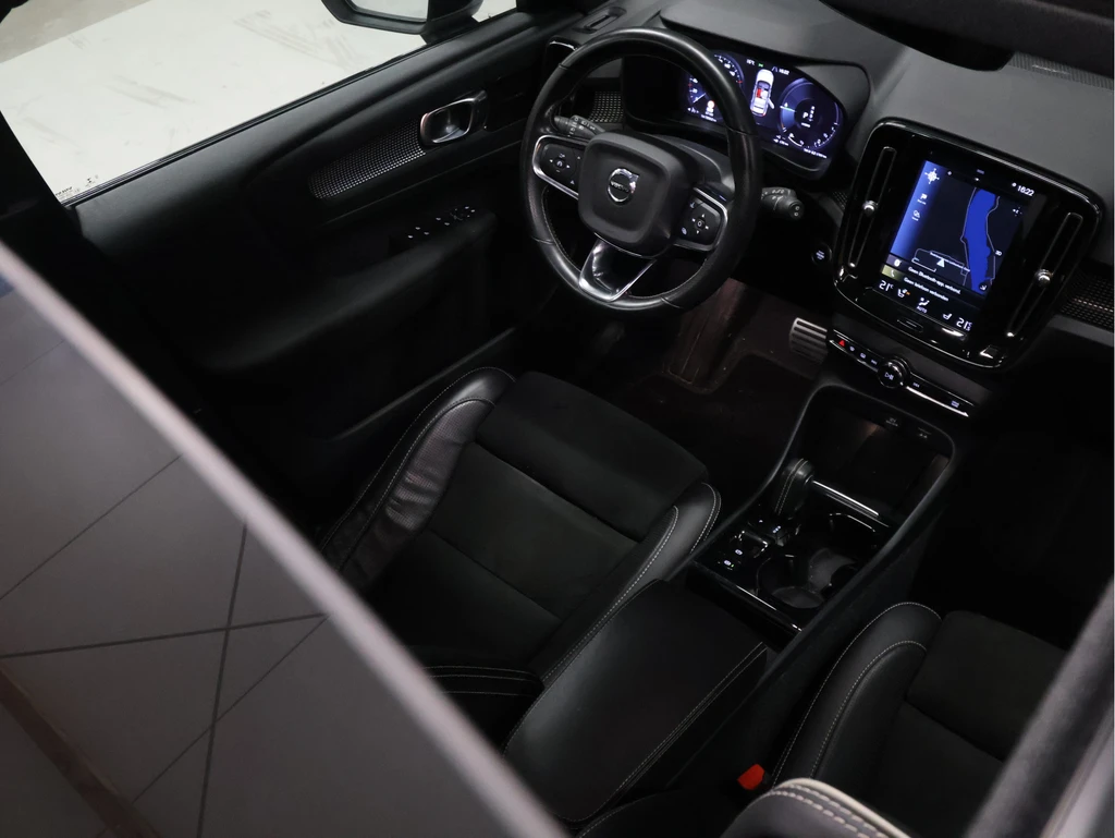 Volvo XC40 – foto 8